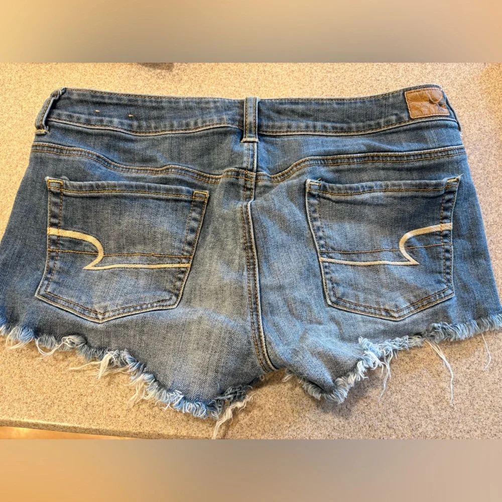 American Eagle Outfitters Women's Denim ShortCut Off Jean Shorts 10 - Picture 5 of 5